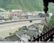 泸定天气预报40天